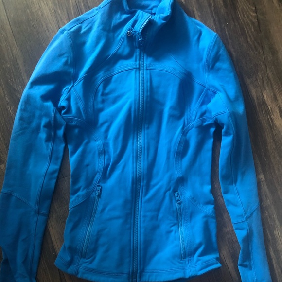 lululemon athletica Jackets & Blazers - Lululemon blue jacket. GUC. Sz 2